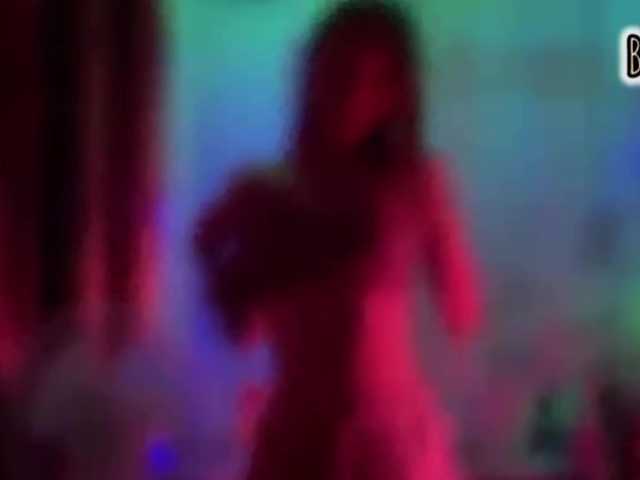 Armura live webcam show