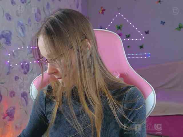 Armura Sex Cam Show