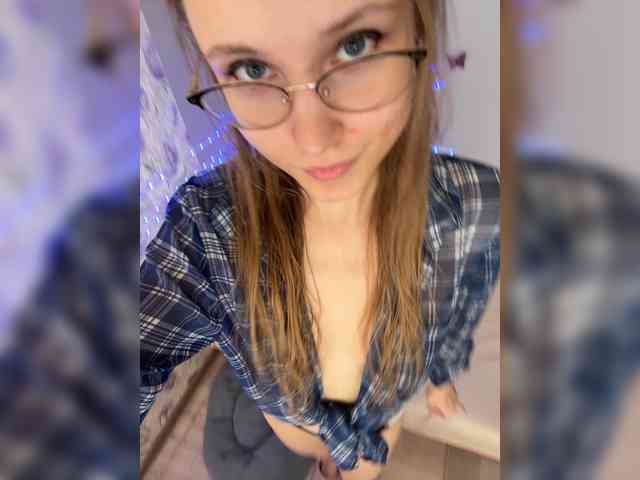 Armura Sex Cam Show