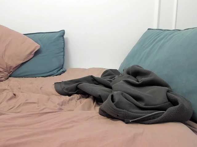 VeryRareTwix live cam