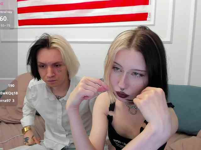 VeryRareTwix Sex Cam Show