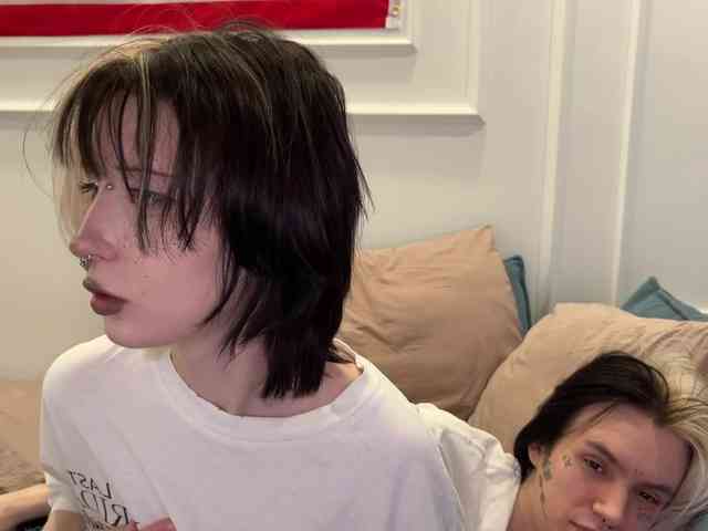 VeryRareTwix Live Webcam on BongaCams