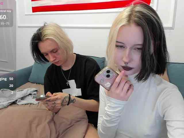 VeryRareTwix Sex Cam Show