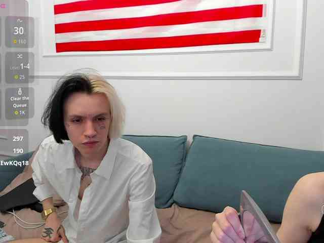 VeryRareTwix Sex Cam Show