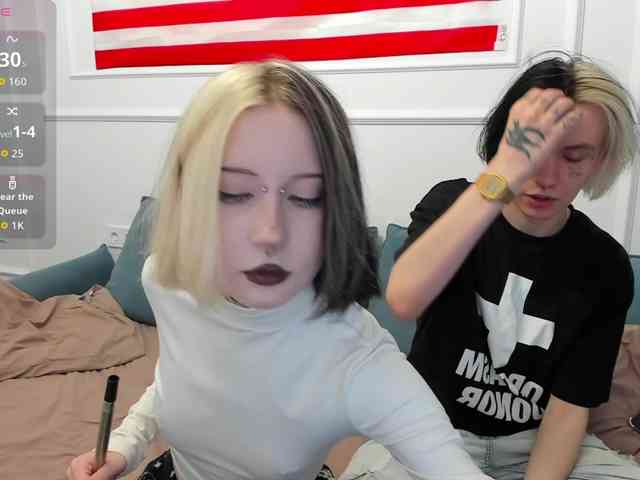 VeryRareTwix Sex Cam Show