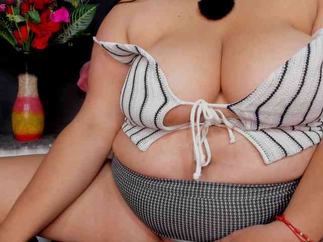 jenny-arango webcam