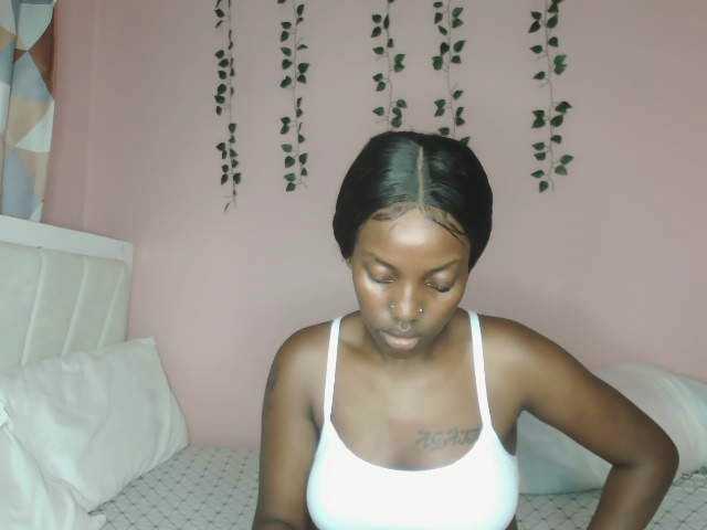 Abbylay's BongaCams show and profile