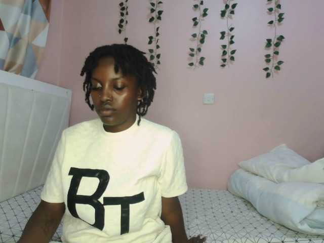 Abbylay's BongaCams show and profile