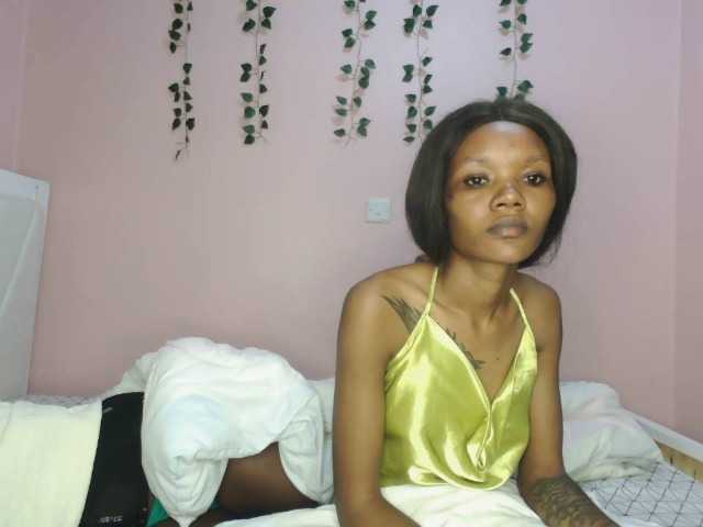 Abbylay's BongaCams show and profile