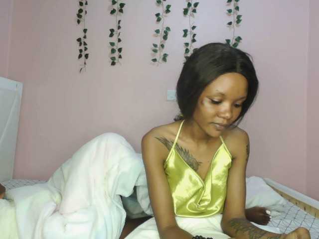 Abbylay's BongaCams show and profile