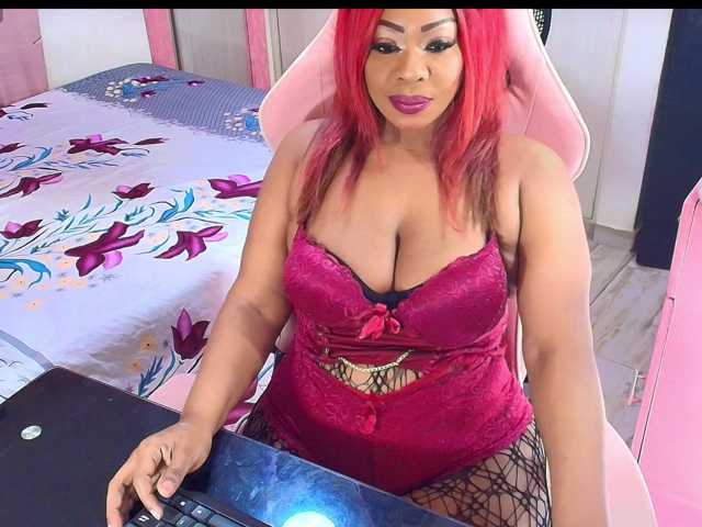 kimberlybellu live cam on BongaCams
