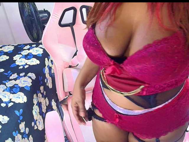 kimberlybellu live cam on BongaCams