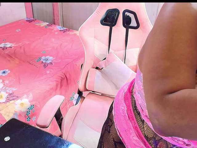 kimberlybellu live cam preview