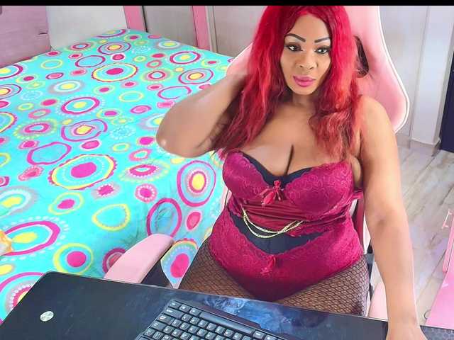 kimberlybellu live cam on BongaCams