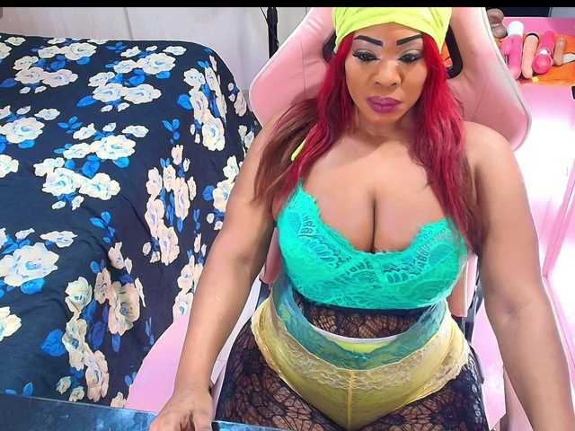 kimberlybellu live cam on BongaCams