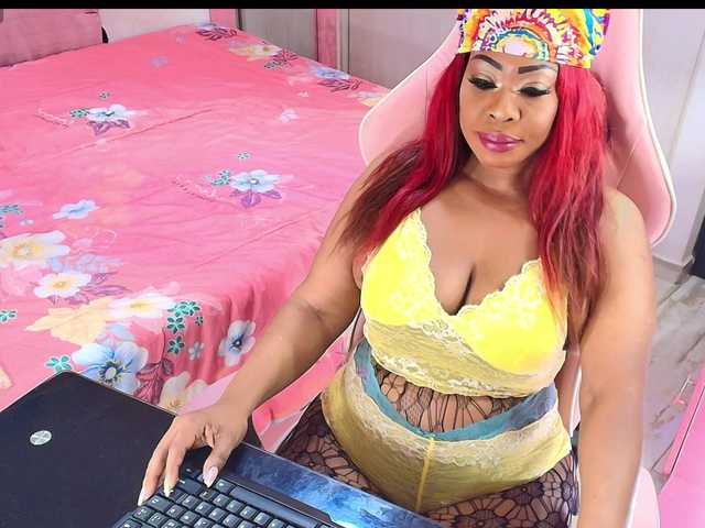 kimberlybellu live cam on BongaCams
