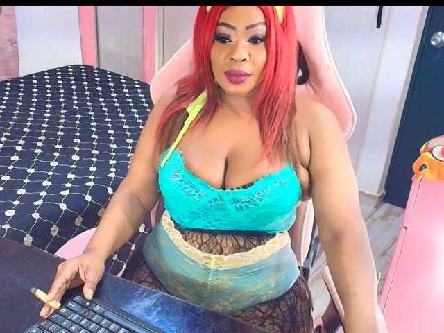 kimberlybellu live cam on BongaCams