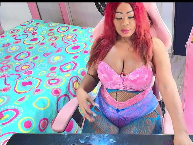 kimberlybellu live cam on BongaCams