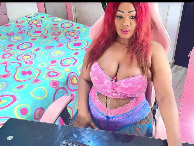 kimberlybellu live cam on BongaCams