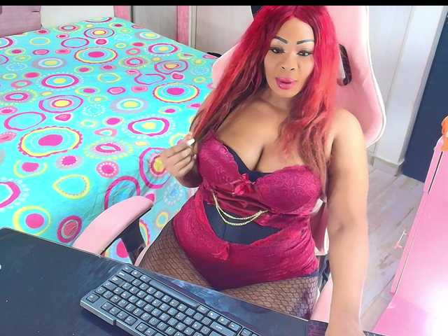 kimberlybellu live cam on BongaCams
