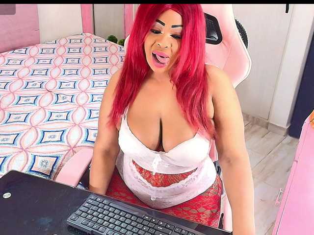 kimberlybellu's BongaCams show and profile