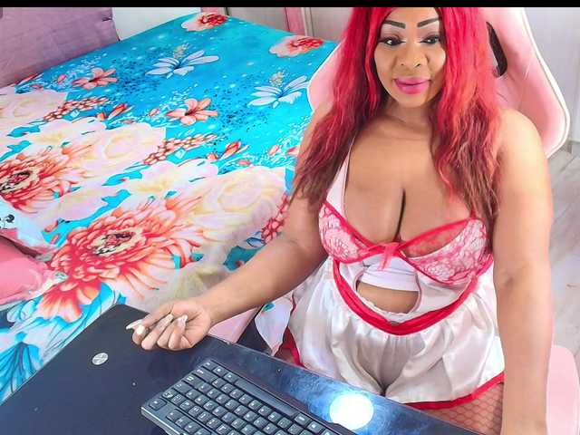 kimberlybellu live cam on BongaCams