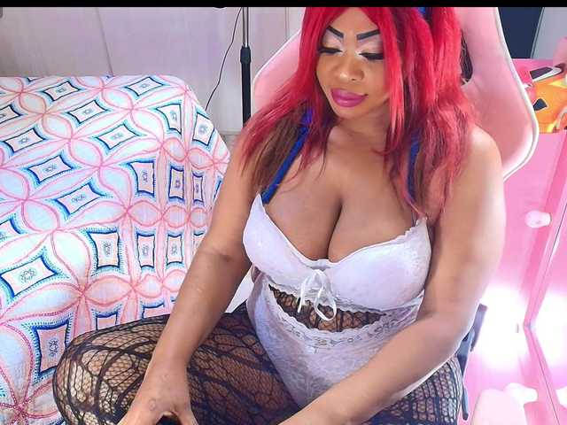kimberlybellu live cam on BongaCams
