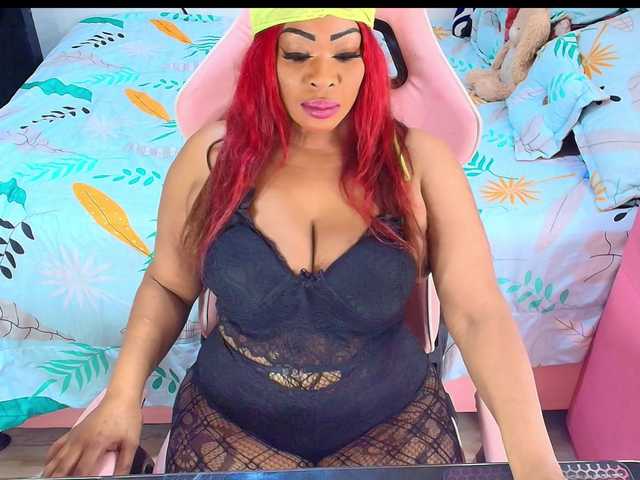 kimberlybellu live cam on UnifiedCams