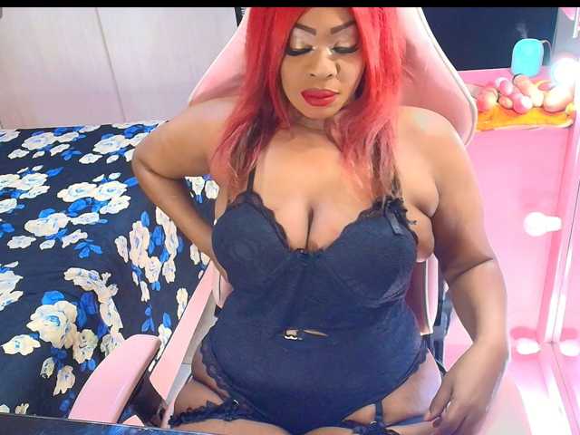 kimberlybellu live cam on BongaCams