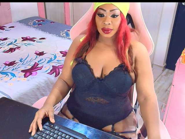 kimberlybellu live cam on BongaCams