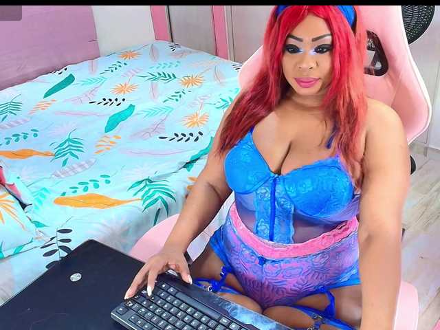 kimberlybellu live cam on BongaCams