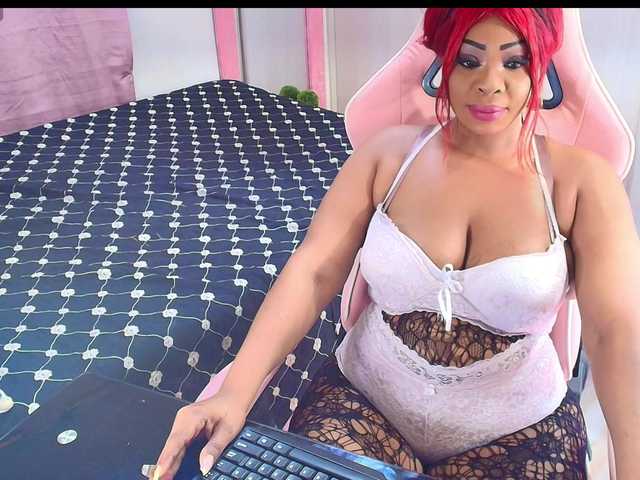 kimberlybellu Live Cam on BongaCams