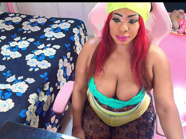 kimberlybellu live cam on BongaCams