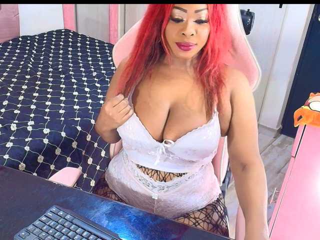 kimberlybellu live cam on BongaCams