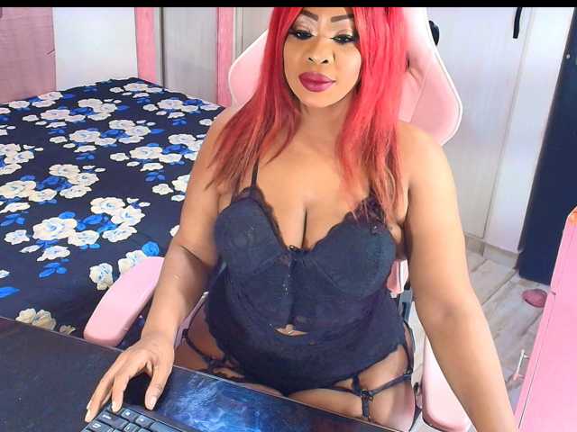 kimberlybellu live cam on BongaCams