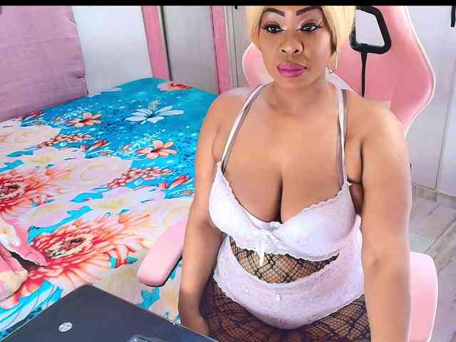 kimberlybellu webcam