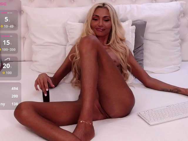 CelineHinton