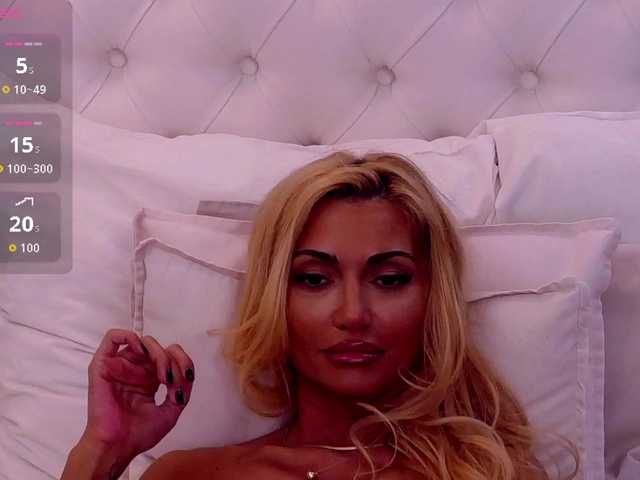 CelineHinton