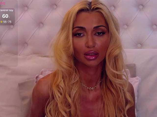 CelineHinton