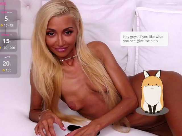 CelineHinton live cam preview