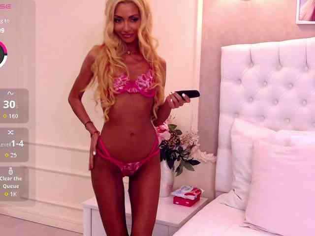 CelineHinton webcam
