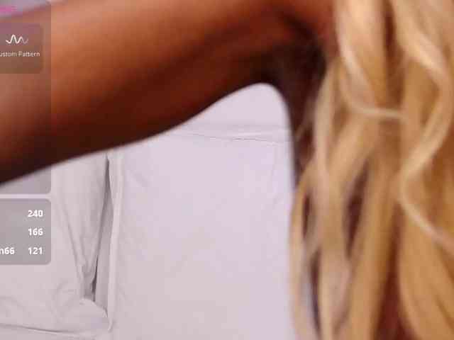 CelineHinton webcam