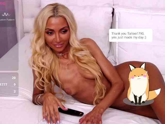 CelineHinton webcam