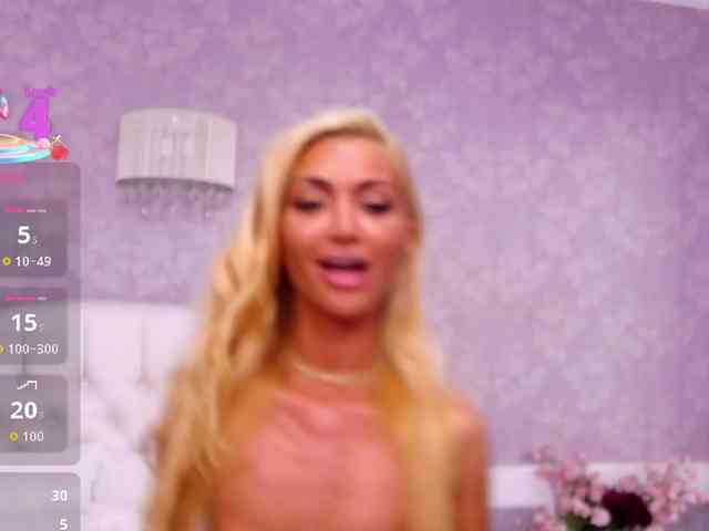 CelineHinton webcam