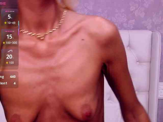 CelineHinton webcam