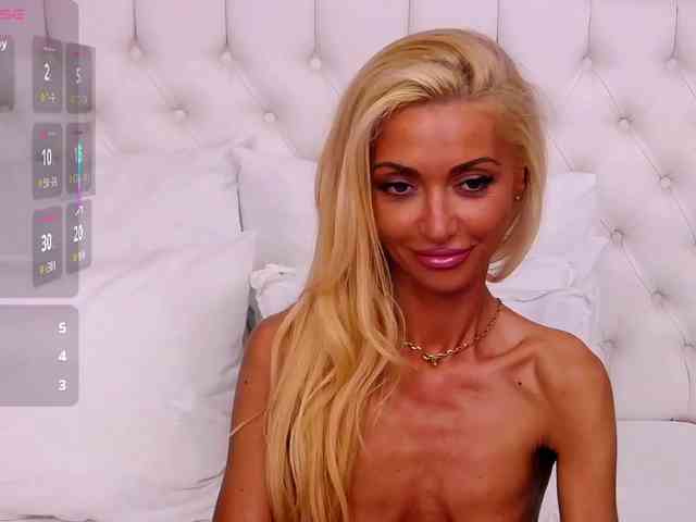 CelineHinton webcam