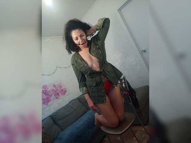 NatalinaJazzy live cam on BongaCams