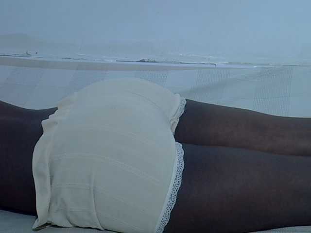 sexyass20 live cam on BongaCams