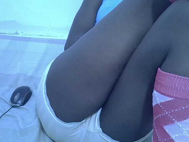 sexyass20 live cam on BongaCams