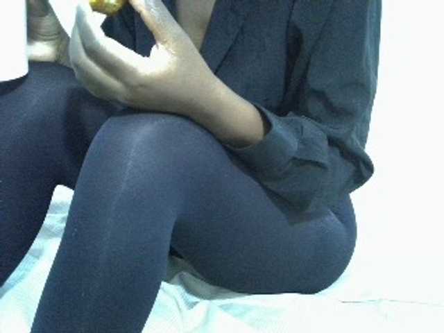 sexyass20 live cam on BongaCams